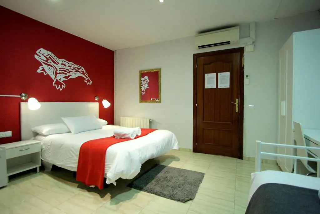 Hostel Artistic Barcelona 0*,