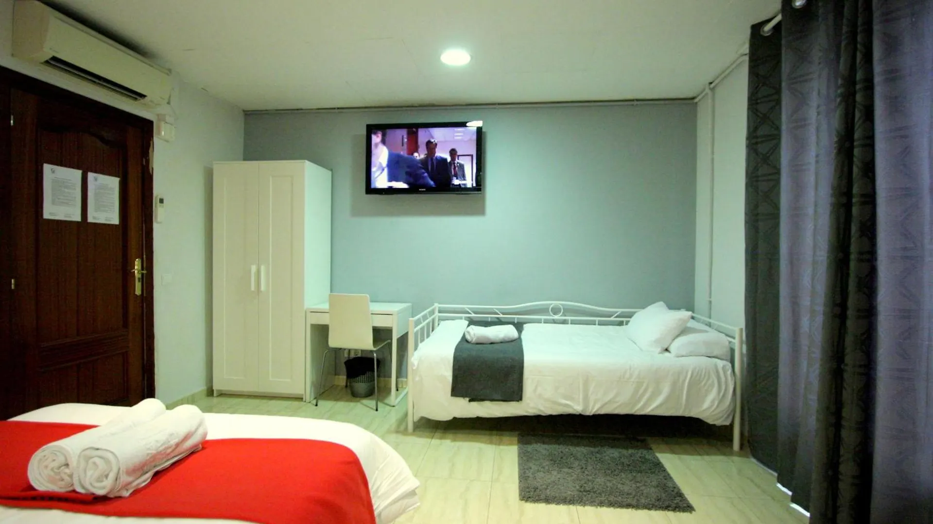 Hostel Artistic Barcelona