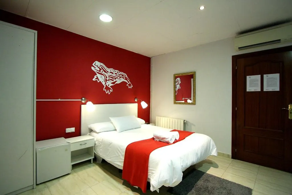 Hostel Artistic Barcelona 0*,  Spain