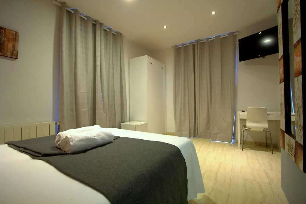 Hostel Artistic Barcelona 0*,  Spain